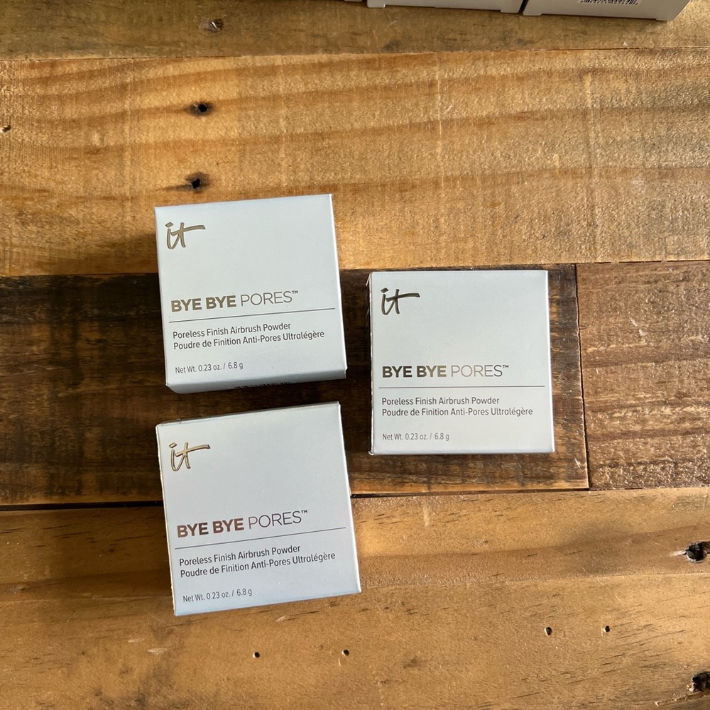 2 boxes - IT Cosmetics Bye Bye Pores Powder - Translucent